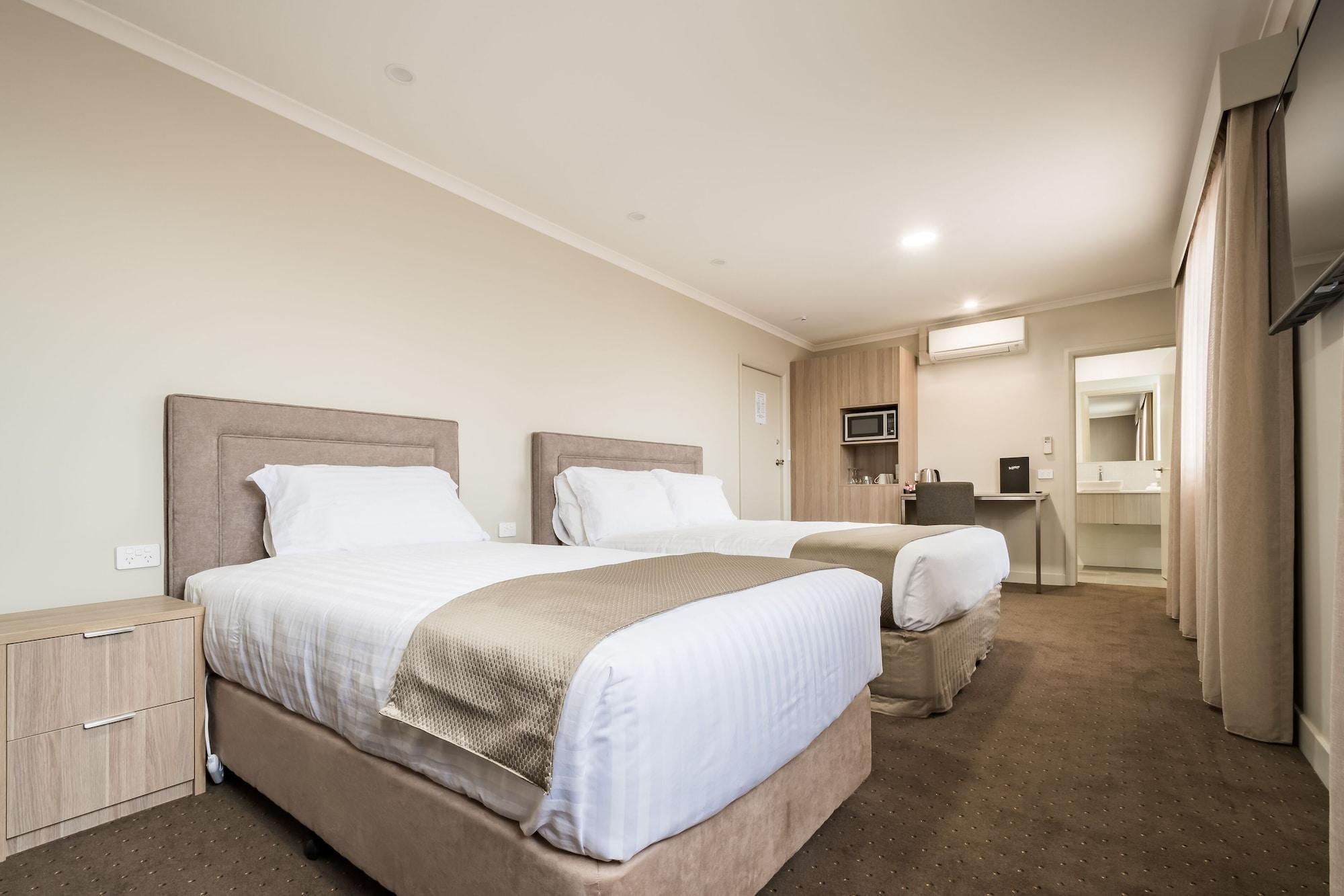The Lighthouse Hotel Ulverstone Exteriör bild