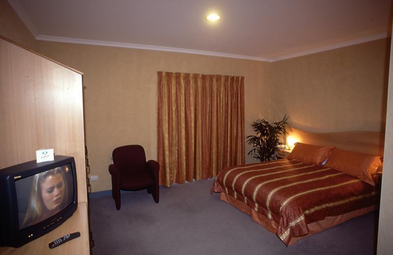 The Lighthouse Hotel Ulverstone Exteriör bild